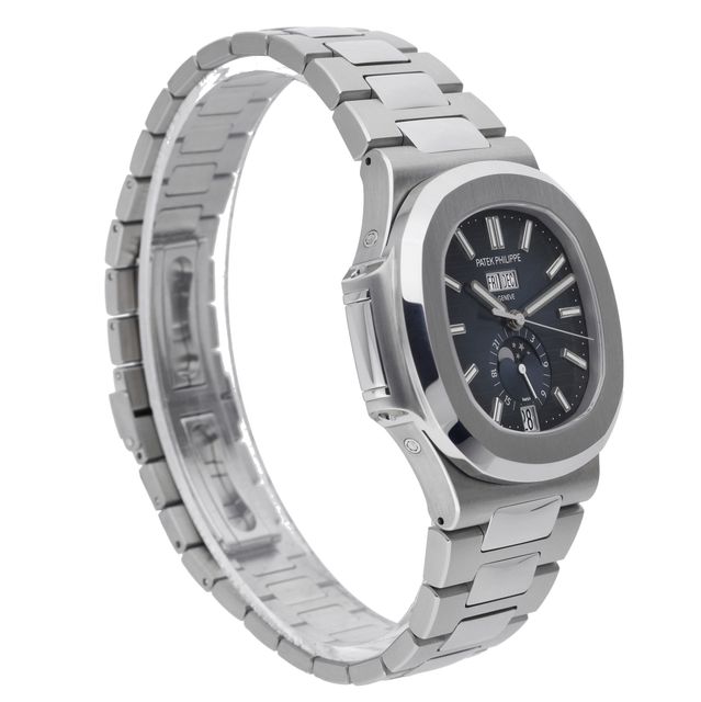 Patek Philippe Nautilus 5726/1A-014 Image 2
